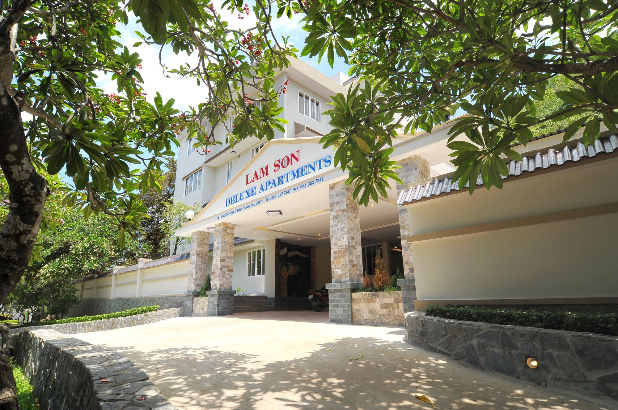 Lam Son Hotel & Apartments Vung Tau Exterior photo